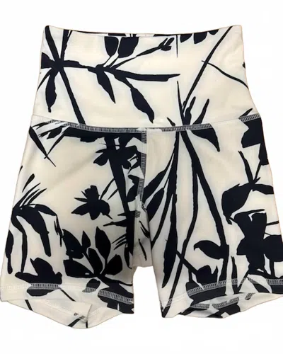 Strut This Women's Gusher Short In White/black In Multi