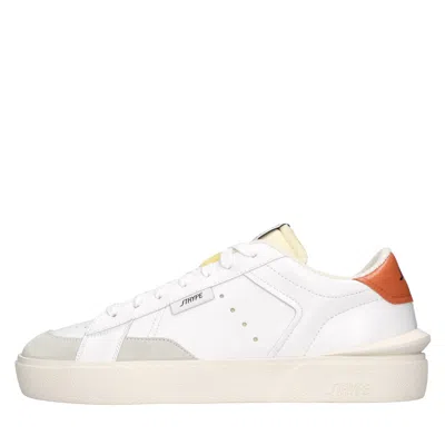 Strype Sneakers In White