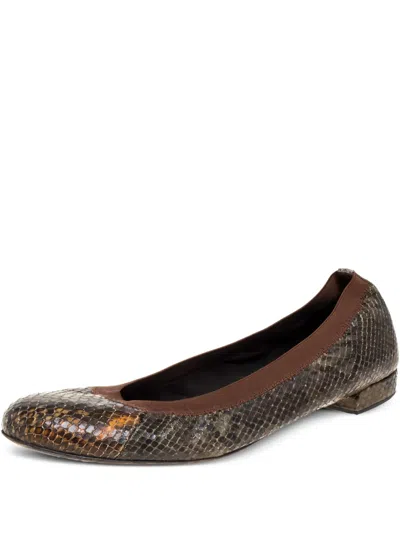 Pre-owned Stuart Weitzman 362111 Green In Brown