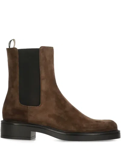 Stuart Weitzman 40mm Celia Suede Boots In Brown