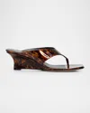 Stuart Weitzman 50mm Vinnie Printed Patent Leather Thong Sandals In Brown