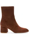 Stuart Weitzman Flat Ankle Boots  Woman In Brown