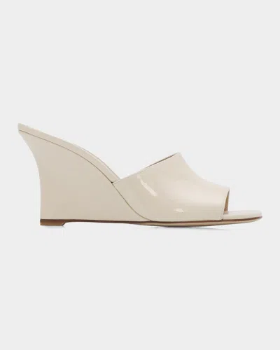 Stuart Weitzman 85mm Vinnie Patent Leather Wedge Mules In Neutral