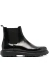 Stuart Weitzman Amos Chelsea Boot In Schwarz