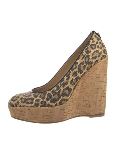 Pre-owned Stuart Weitzman Animal Print Pumps In Neutral