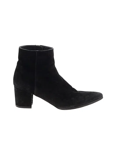 Pre-owned Stuart Weitzman Ankle Boots In Black
