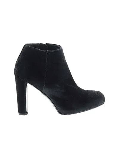 Pre-owned Stuart Weitzman Ankle Boots In Black