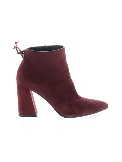 Pre-owned Stuart Weitzman Ankle Boots In Burgundy