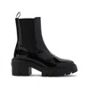 Stuart Weitzman 40mm Soho Chelsea Boots In Black
