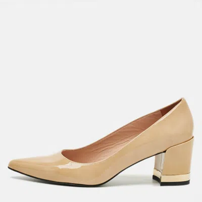 Pre-owned Stuart Weitzman Ariana Size 36.5 Beige Patent Leather Pointed Toe Block Heel Pumps In Sand