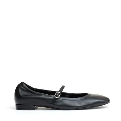 STUART WEITZMAN STUART WEITZMAN BALLERINA WITH STRAP BLACK LEATHER