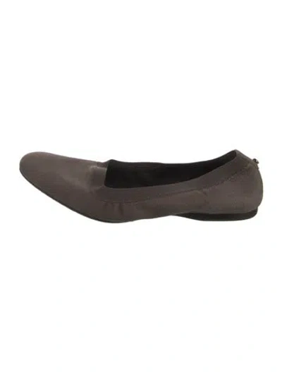 Pre-owned Stuart Weitzman Ballet Flats In Neutral