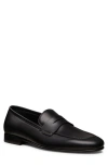 Stuart Weitzman Banks Penny Loafer In Black
