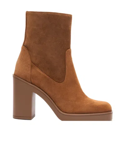 Stuart Weitzman Betenny 80 Zipper Ankle Boots In Brown
