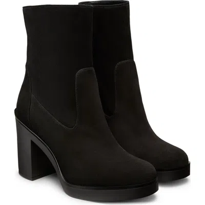 Stuart Weitzman Bethenny 80 Zip Bootie In Black