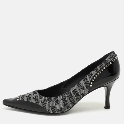 Stuart Weitzman Black/grey Signature Canvas And Patent Leather Embellished Pumps