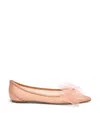 STUART WEITZMAN STUART WEITZMAN, BLUSHING BOW FLAT, LOAFER UND FLACHE SCHUHE, INGWER, LACKIERTES NAPPALEDER/MESH