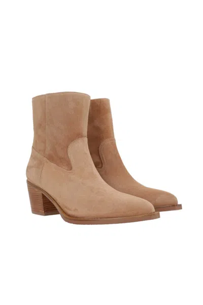 Stuart Weitzman Boots In Multi