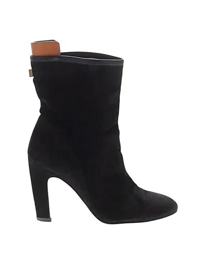 Pre-owned Stuart Weitzman Boots In Black