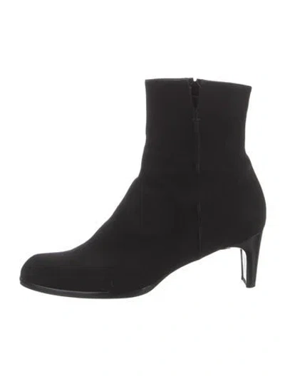 Pre-owned Stuart Weitzman Boots In Black