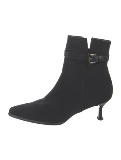 Pre-owned Stuart Weitzman Boots In Black