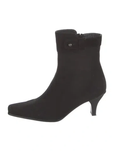 Pre-owned Stuart Weitzman Boots In Black