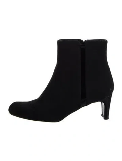 Pre-owned Stuart Weitzman Boots In Black