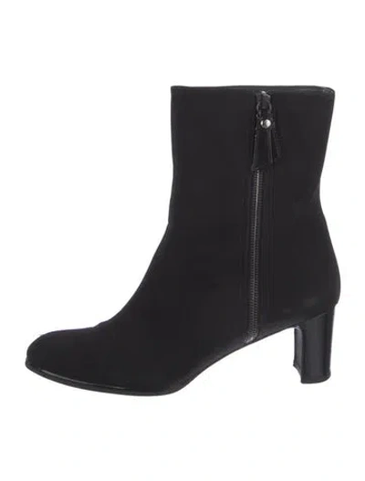 Pre-owned Stuart Weitzman Boots In Black