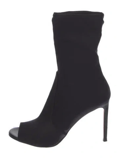 Pre-owned Stuart Weitzman Boots In Black