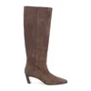 Stuart Weitzman Brown Suede Boots In Brown