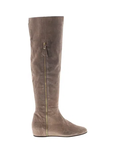 Pre-owned Stuart Weitzman Boots In Gray