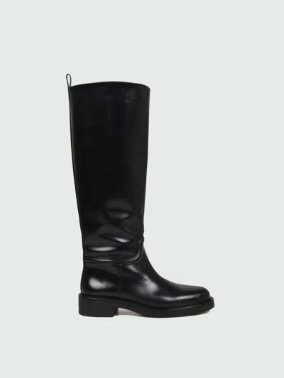 Stuart Weitzman Boots  Woman Color Black In Schwarz