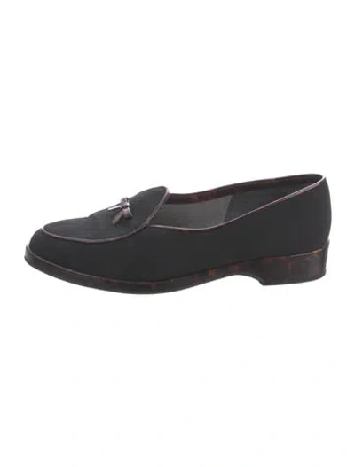 Pre-owned Stuart Weitzman Bow Accents Loafers In Black