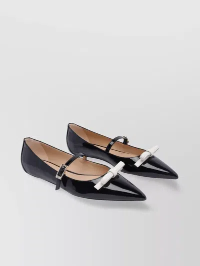 Stuart Weitzman Bow Detail Pointed Toe Ballerina Shoes In Black