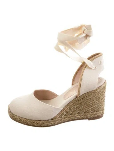 Pre-owned Stuart Weitzman Canvas Espadrilles In Neutral