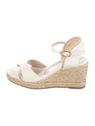 Pre-owned Stuart Weitzman Canvas Espadrilles In White