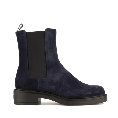 STUART WEITZMAN STUART WEITZMAN CELIA CHELSEA BOOTIE BLUE
