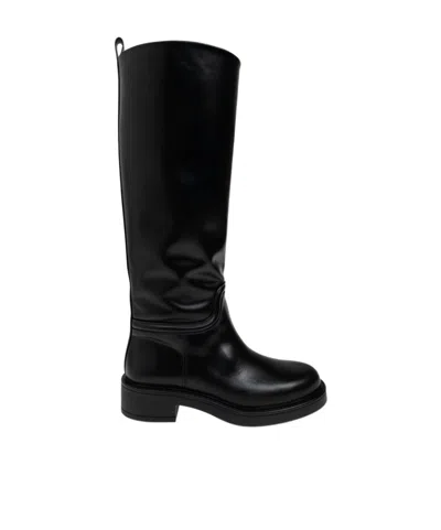 STUART WEITZMAN CELIA LOW-HEELED BOOTS