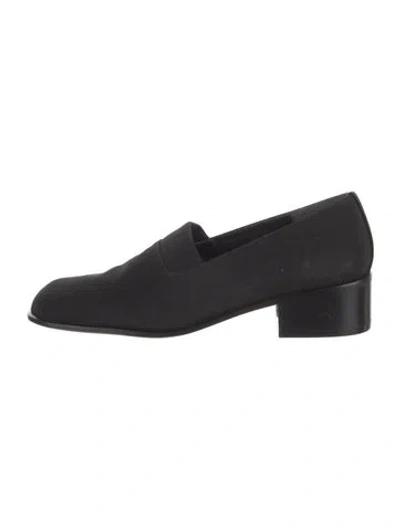 Pre-owned Stuart Weitzman Chain-link Accents Loafers In Black