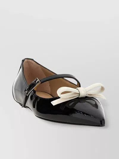 Stuart Weitzman Chic Bow Patent Pointed Ballet Flats In Black