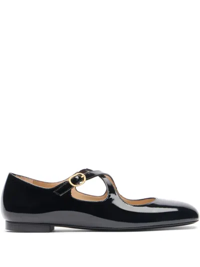 Stuart Weitzman Clem Ballet Flats In Black
