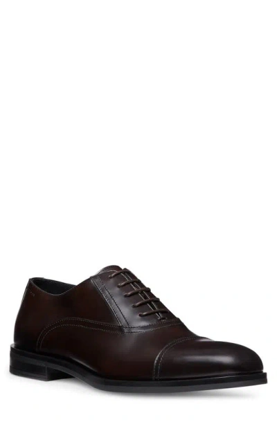 Stuart Weitzman Club Classic Cap Toe Oxford In Dark Brown