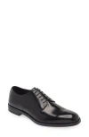 Stuart Weitzman Club Classic Cap Toe Oxford In Black