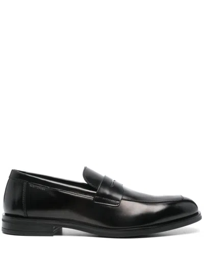 Stuart Weitzman Club Classic Loafers In Black