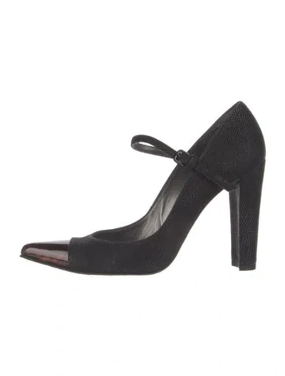Pre-owned Stuart Weitzman Colorblock Pattern Pumps In Black