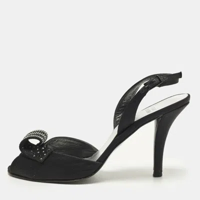 Pre-owned Stuart Weitzman Crystal Embellished Size 38.5 Black Satin Slingback Sandals