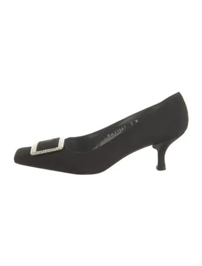Pre-owned Stuart Weitzman Crystal Embellishments Pumps In Black