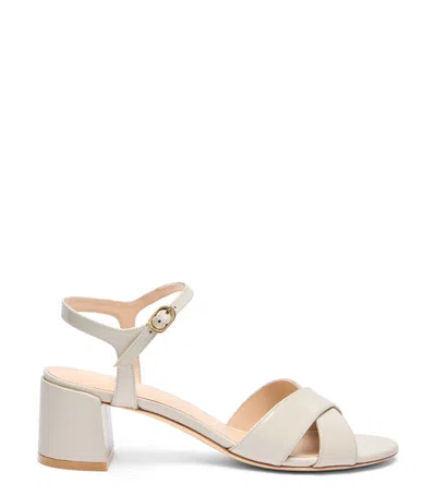 STUART WEITZMAN STUART WEITZMAN, DAYNA BLOCK 50, SANDALEN, CREAM, PATENT