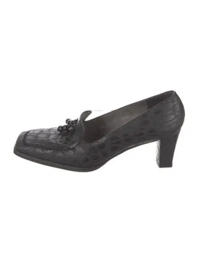 Pre-owned Stuart Weitzman Embossed Leather Beaded Accents Pumps In Black