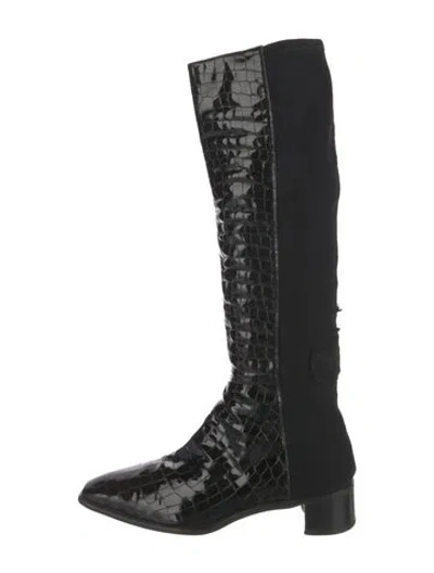 Pre-owned Stuart Weitzman Embossed Leather Boots In Black